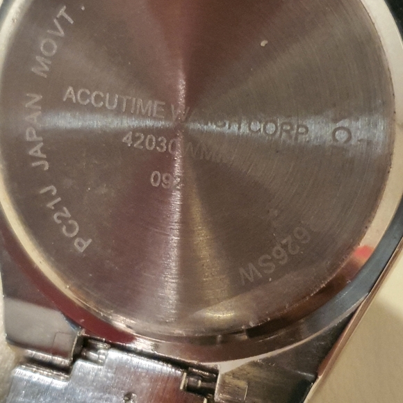 Accutime Silver/Black Stainless Steel Men's Watch - Picture 3 of 3